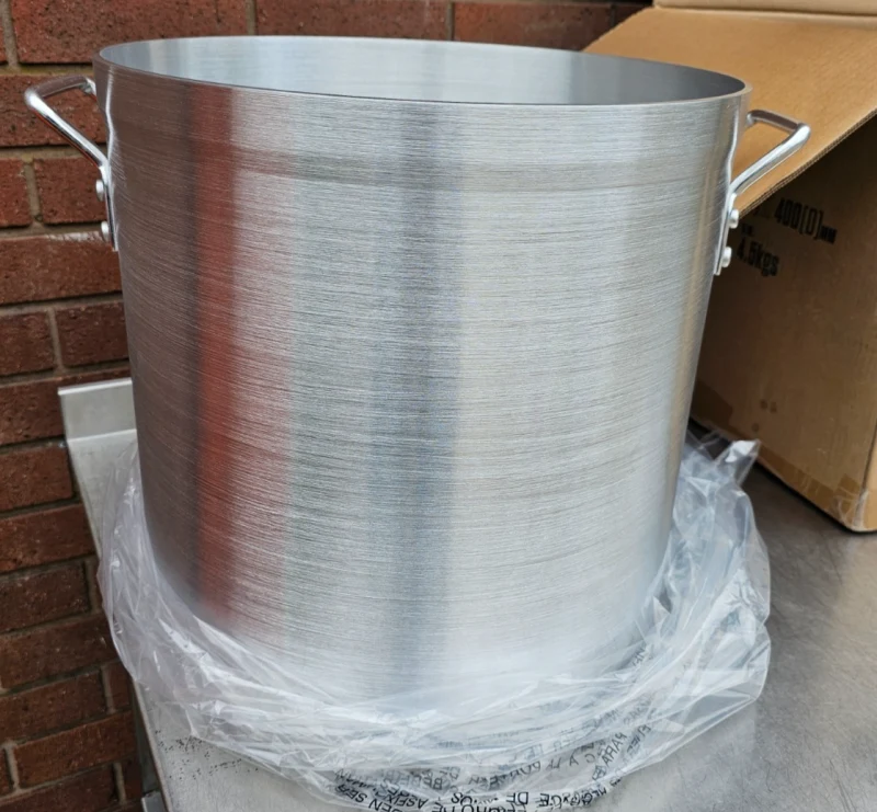 Vogue S353 Large Aluminium Stockpot, New Boxed