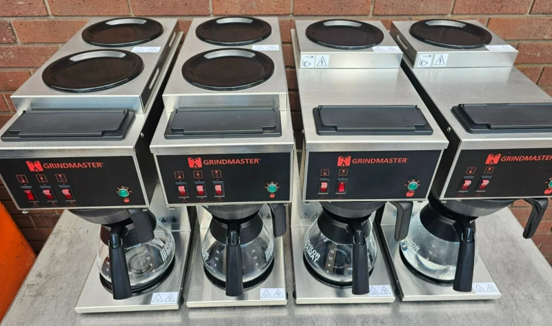 Grindmaster Commercial Pour-Over Coffee Brewer with Glass Decanter