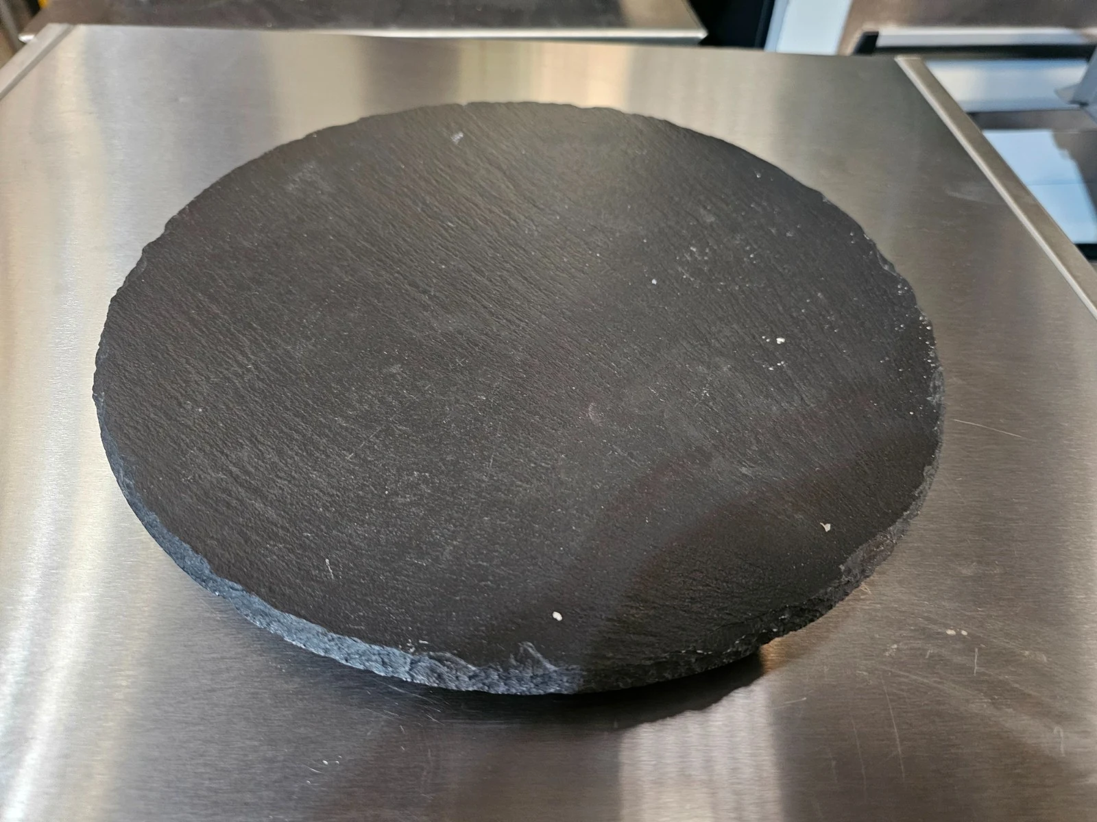 SLATE 32CM ROTATING TABLE TOP STAND REVOLVING PLATTER  £10 — photograph 1