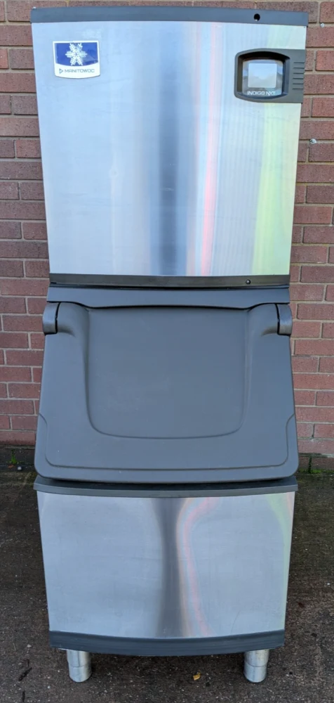 Manitowoc Indigo NXT IDP0320-A Dice Ice Machine with D320 Storage Bin, 2022