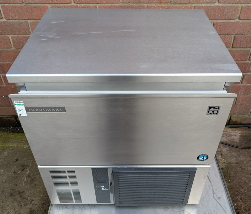 Hoshizaki IM-45CNE Self-Contained Air-Cooled Ice Machine